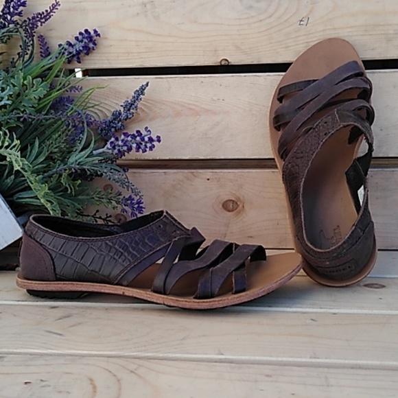 Sorel Shoes - SOREL WOMAN'S STRAPS FLAT SANDALS NWOB S: 7